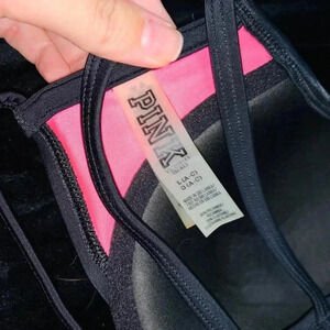 🎉Victoria’s Secret Bikini Top ☑️